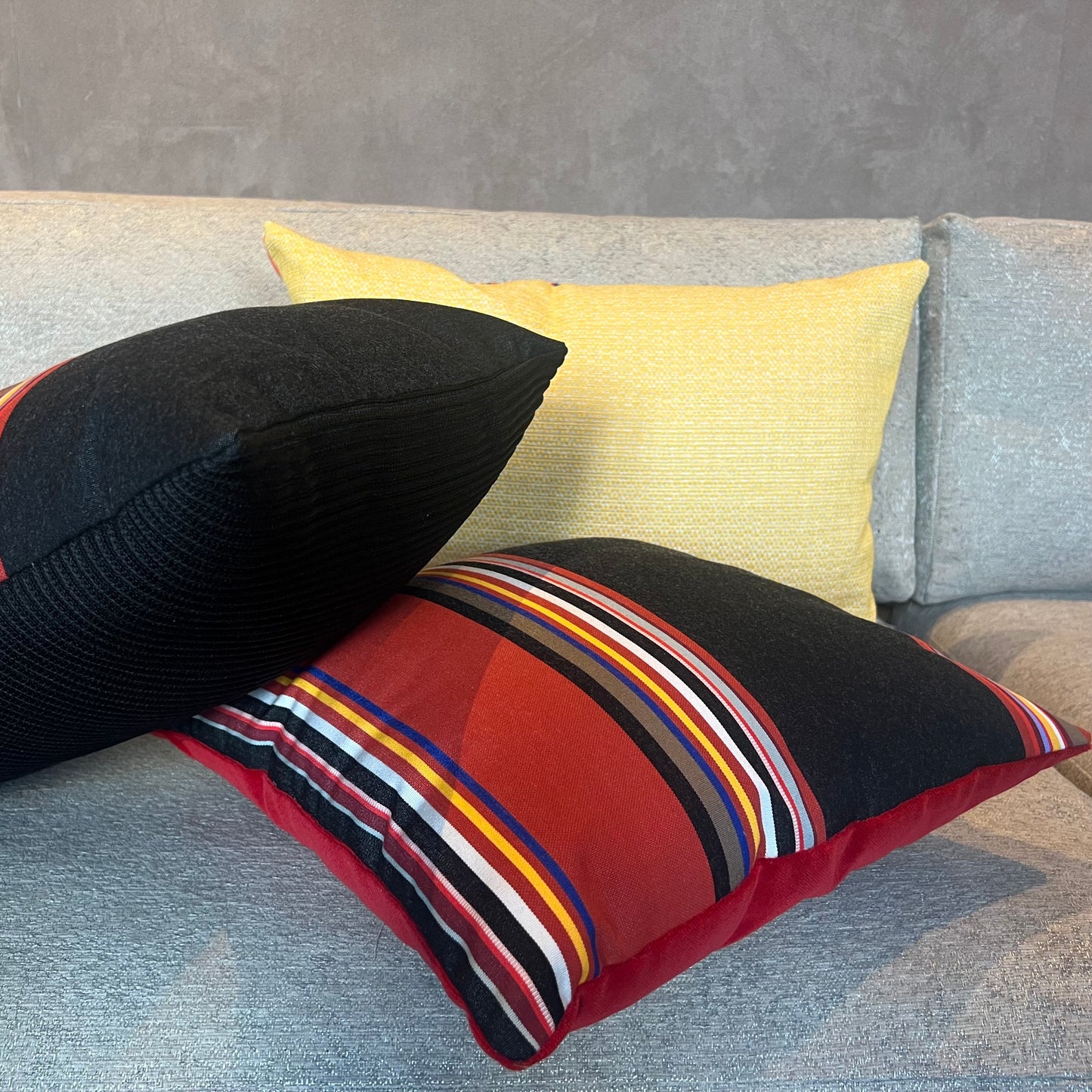 Versatile luxury cushion Jules jacquard